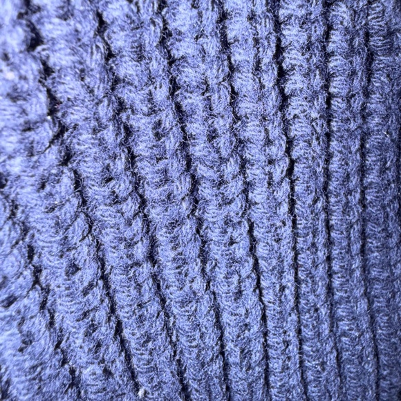 Code x Mode Navy White Varsity Cropped V Neck Sweater Size Large Preppy - Picture 3 of 11